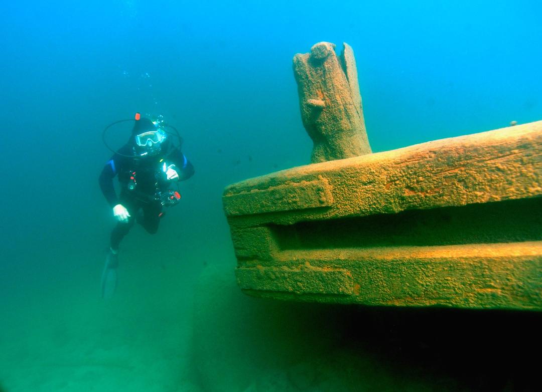 John Foster “Archaeology Underwater Exploration and Conservation